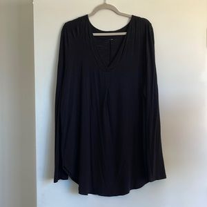 Black cozy long sleeve tee